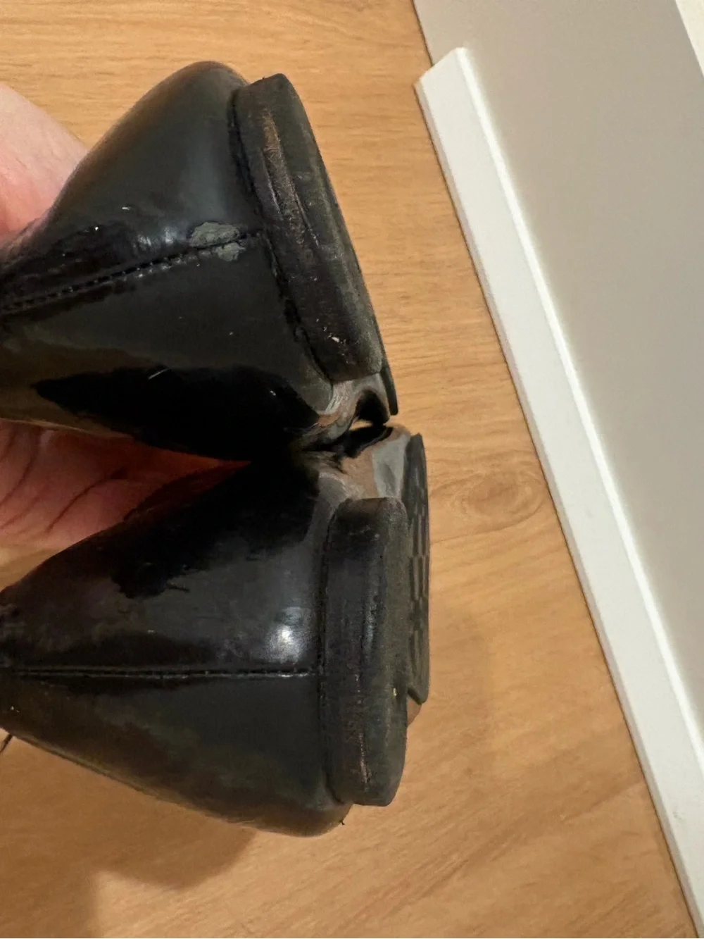 kate spade Black Patent Bow Flats size 9.5